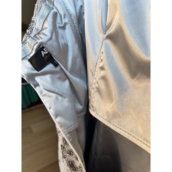 ABS Allen Schwartz Dress Sz 2 Women’s Strapless Metallic Silver Brocade Mini - Picture 5 of 9